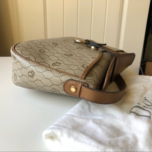 Auth DIOR honeycomb bag - Picture 11 of 14